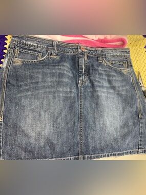 Y2K Tommy Hilfiger denim mini skirt size 12 (measures 36”’waist)